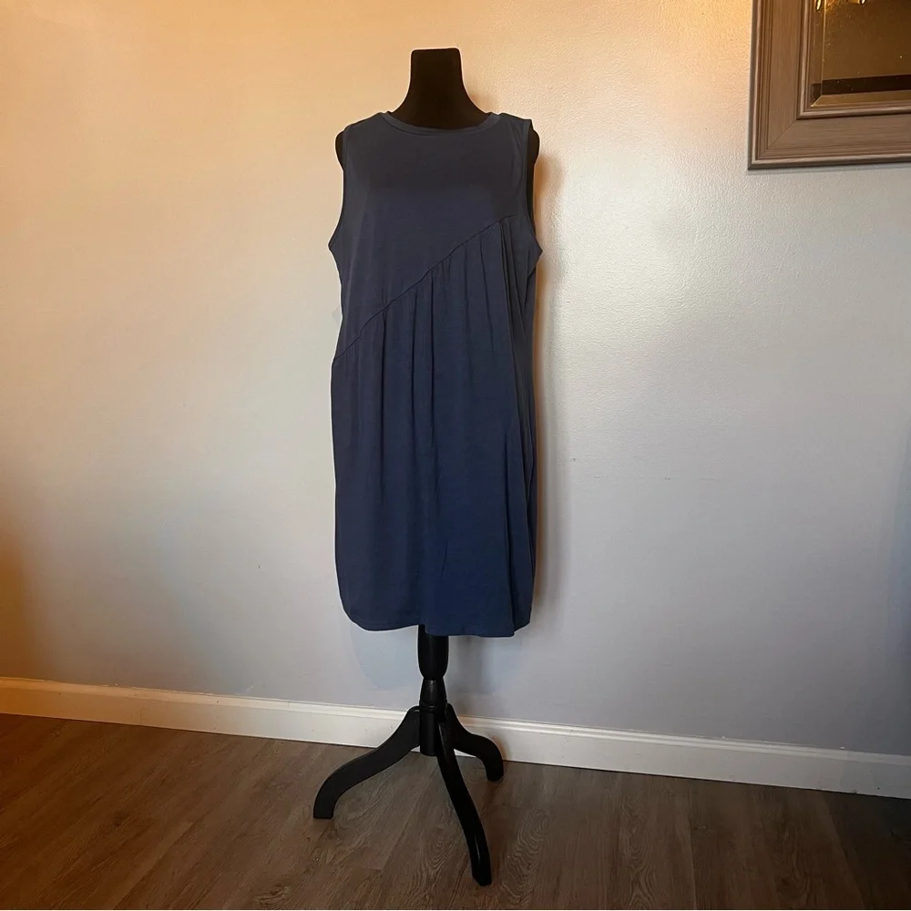 CUTE DRESS 💙💙 NWOT - Picture 1 of 3